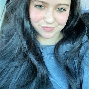 Meet your Posher, Kenzie